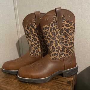 Brand New Women’s Ariat Boots Size 8
